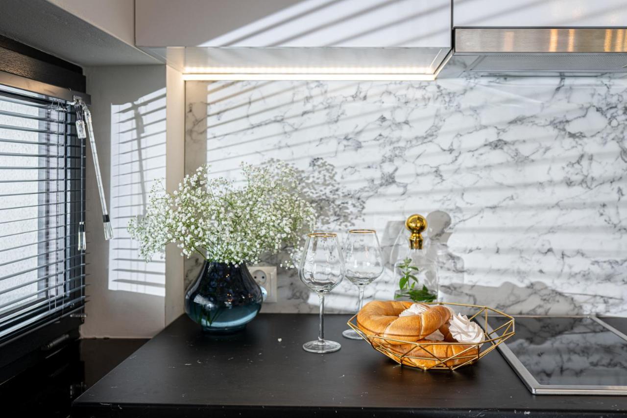 Blu Port Apartment กาสกี ภายนอก รูปภาพ